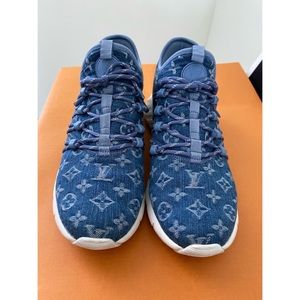 Louis Vuitton Sneakers - Fits Men’s 8